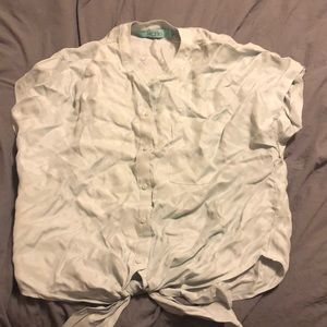Blouse(fairly wrinkled)